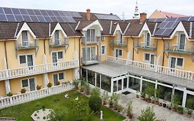 Lídia Hotel Wellness&Restaurant Harkány